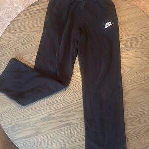 Nike black sweatpants youth large